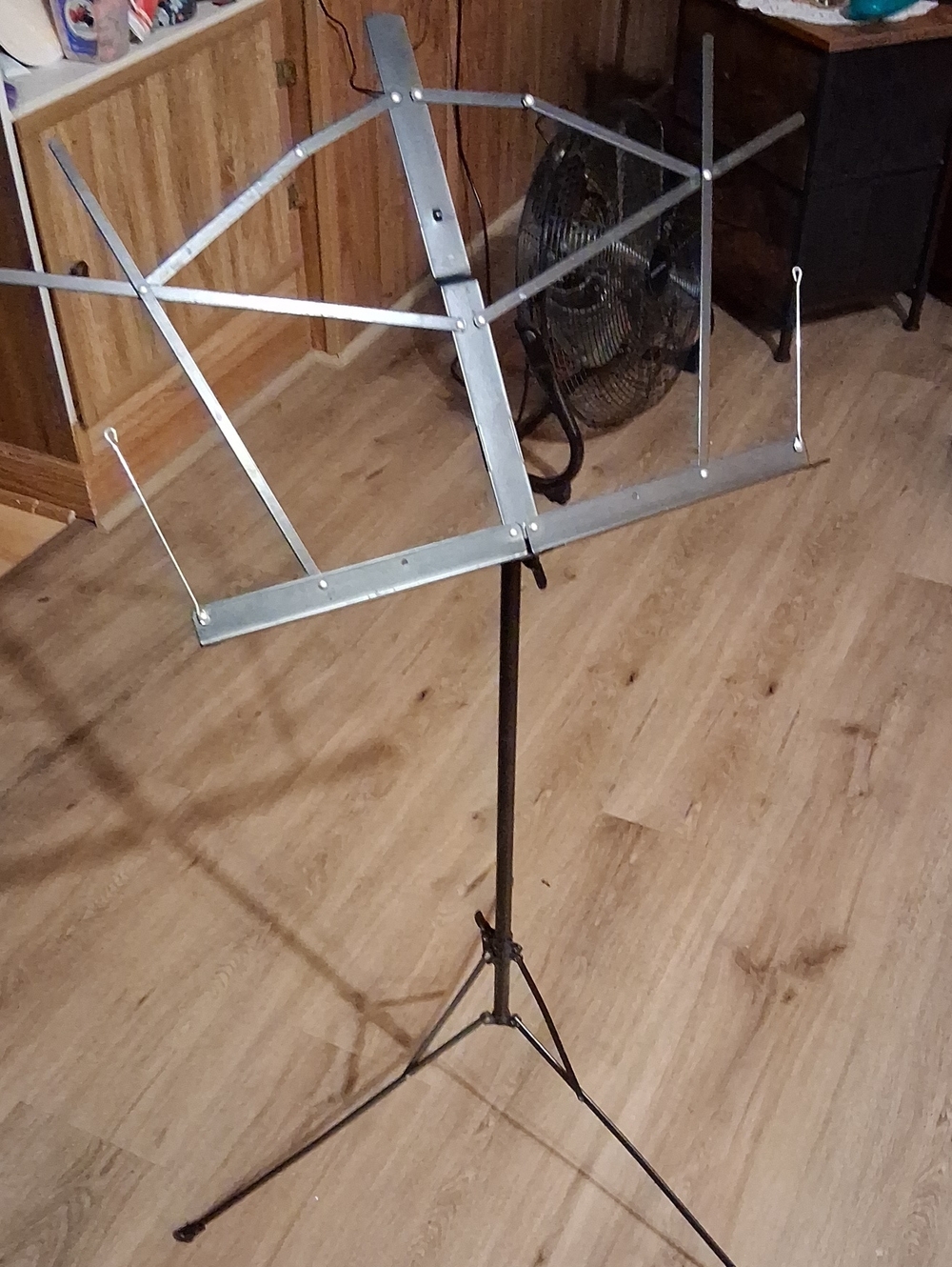 Adjustable Metal Music Stand - Silver & Black